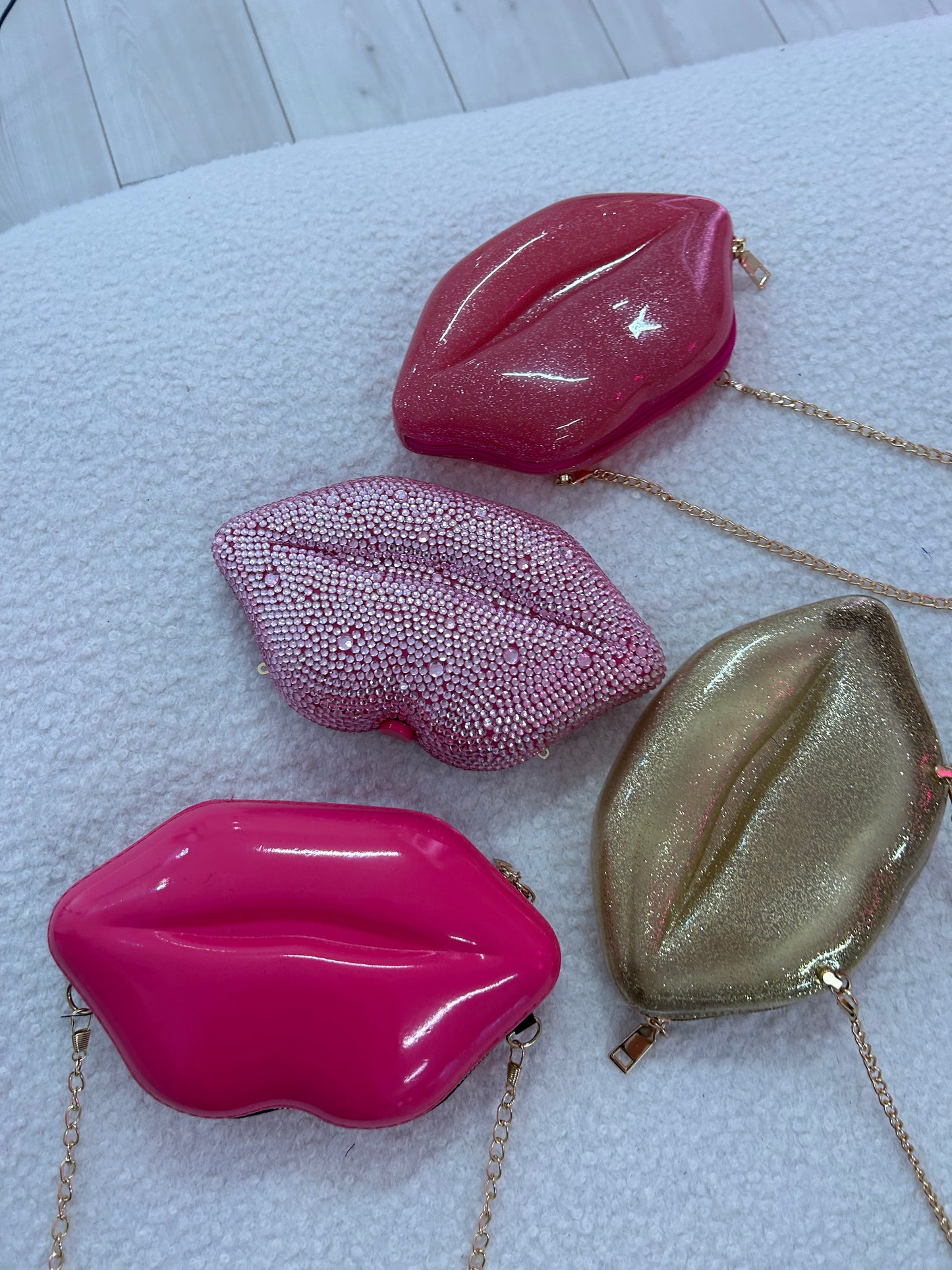 Pink Diamanté kiss bag